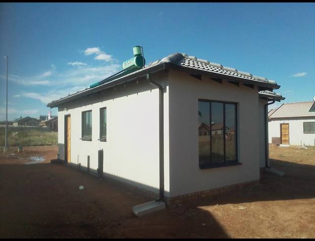 3 BEDROOM HOUSE FOR SALE IN SOSHANGUVE EAST